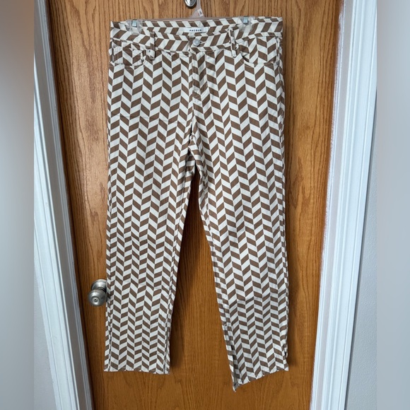 PacSun Tan and White Patterned Denim - funky pattern, straightleg with slit - 27 - Picture 3 of 9